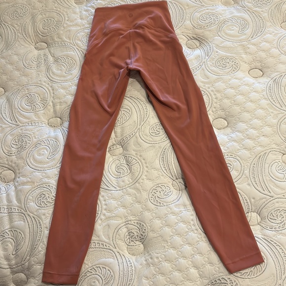 Pink Lululemon leggings size 0 - Picture 2 of 3